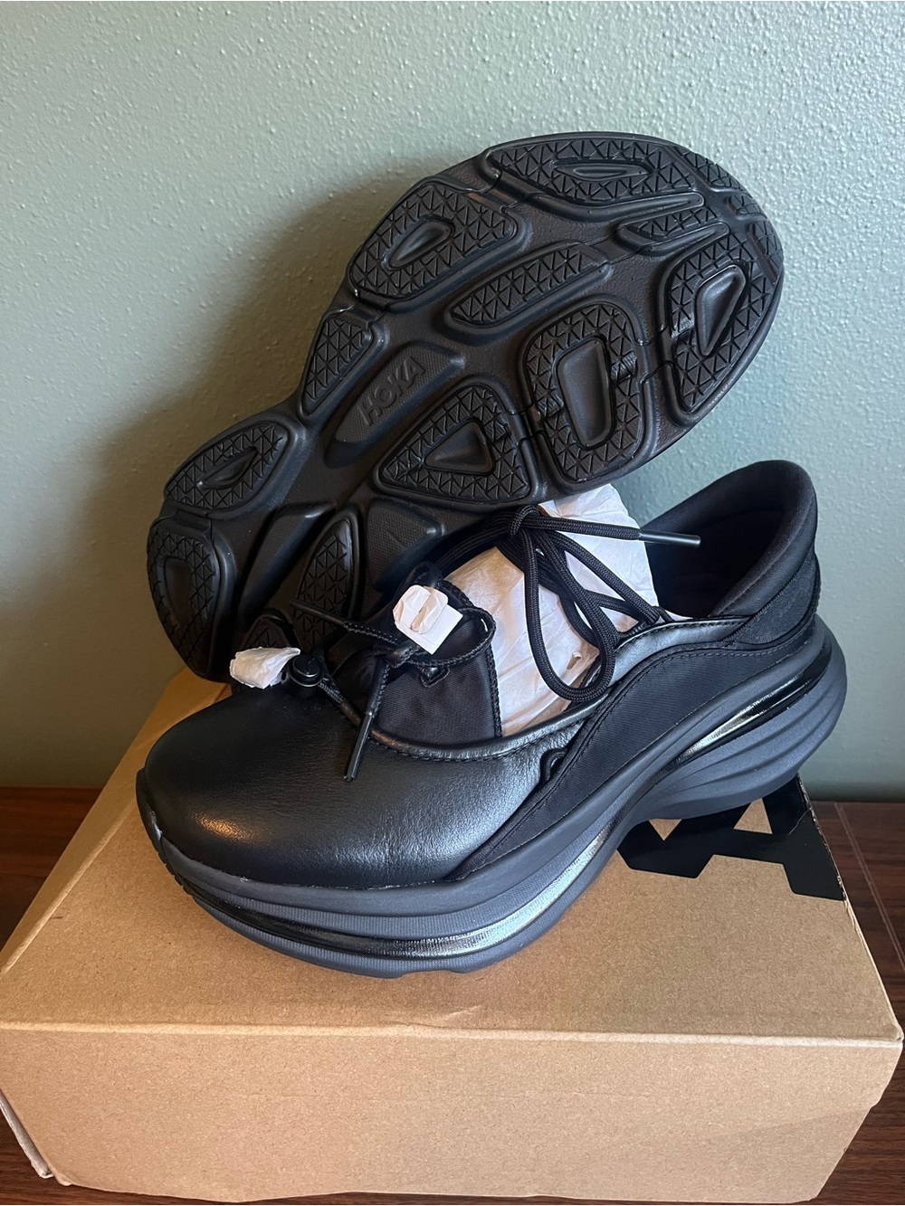HOKA Bondi Mary Jane Black Women’s 7 / Men’s 6 NEW With Box